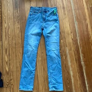 Gap NWT slim straight high rise stretch, 28/6T women’s jeans